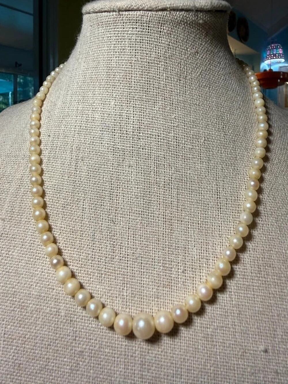 Vintage Graduated Cultured Pearl Necklace 15” Choker Filigree Clasp